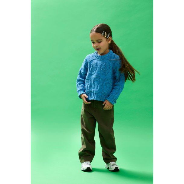 Mega Mood Sweater Kid - Strikkekit fra Spektakelstrik