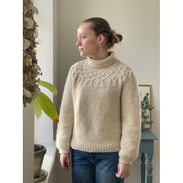 Anitas Sweater - strikkekit fra CaMaRose i Snefnug Natur str. 3XL
