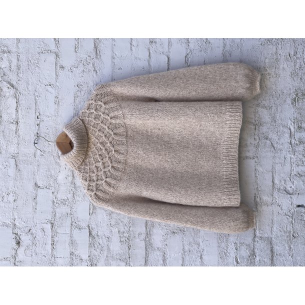 Anitas Sweater - strikkekit fra CaMaRose i Snefnug Natur str. L-XL
