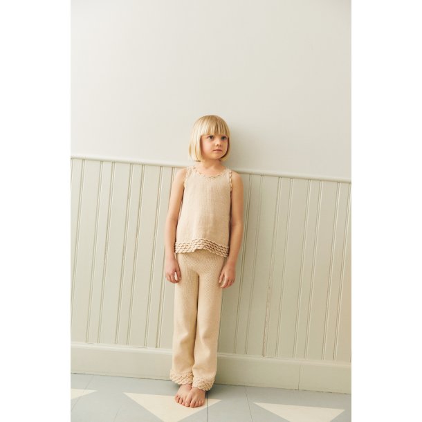 2603_04 Roselyn Pants Junior strikkeopskrift fra Sandnes