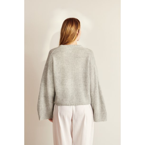 Molly Sweater 2409_01 Strikkekit fra Sandnes str. 5XL