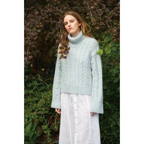 Cornelia sweater 2409_05 strikkekit fra Sandnes 