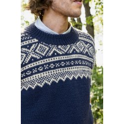 2410_03 Marius herregenser - strikkekit fra Sandnes