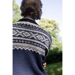 2410_03 Marius herregenser - strikkekit fra Sandnes