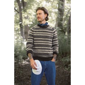 2410_5 Kleiva herregenser strikkekit fra Sandnes