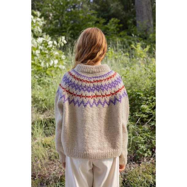 2410_07 Polar-light Damegenser strikkekit fra Sandnes str. S