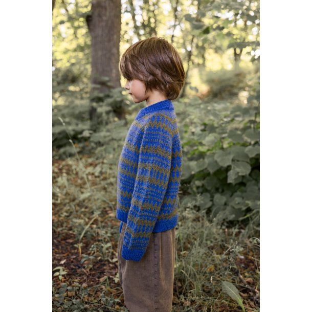 2411_04 Kleiva Brnegenser Strikkekit fra Sandnes