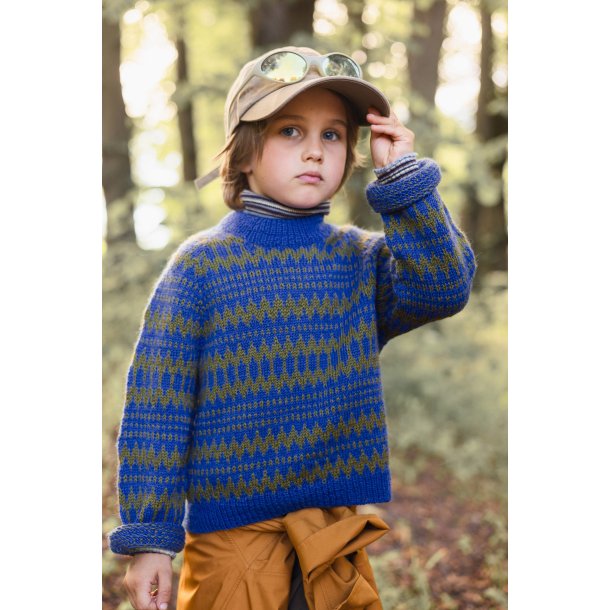 2411_04 Kleiva Brnegenser Strikkekit fra Sandnes