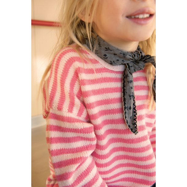 Pascal Sweater Junior 2501_2 strikkekit fra Sandnes