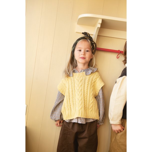 Cora Slipover Junior 2501_04 strikkekit fra Sandnes