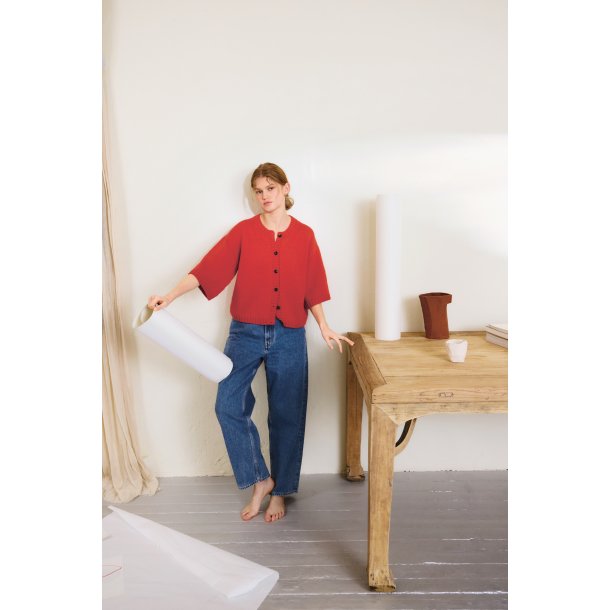 Lia Cardigan 2502_02 strikkekit fra Sandnes 