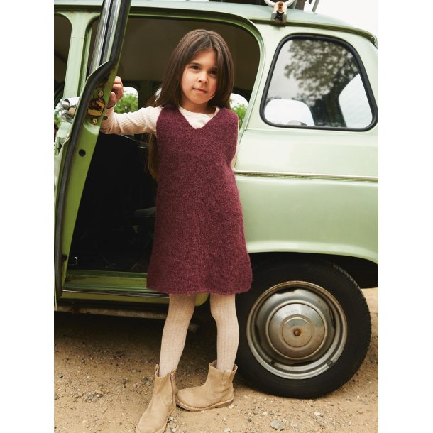 Meadow Dress junior 2506_1 - Strikkeopskrift fra Sandnes 
