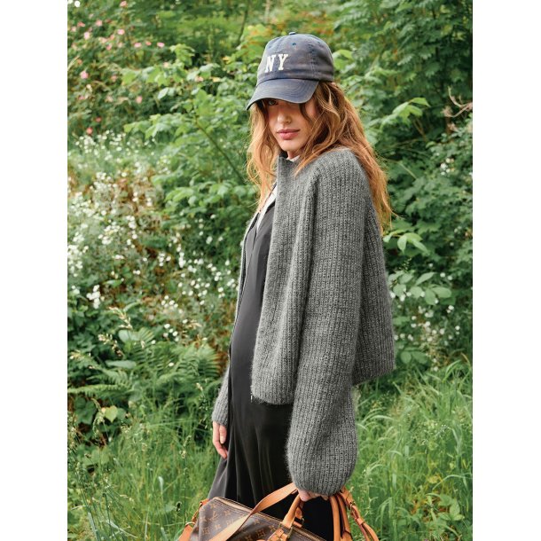 Tia Zipper Jacket 2507_10 - Strikkekit fra Sandnes