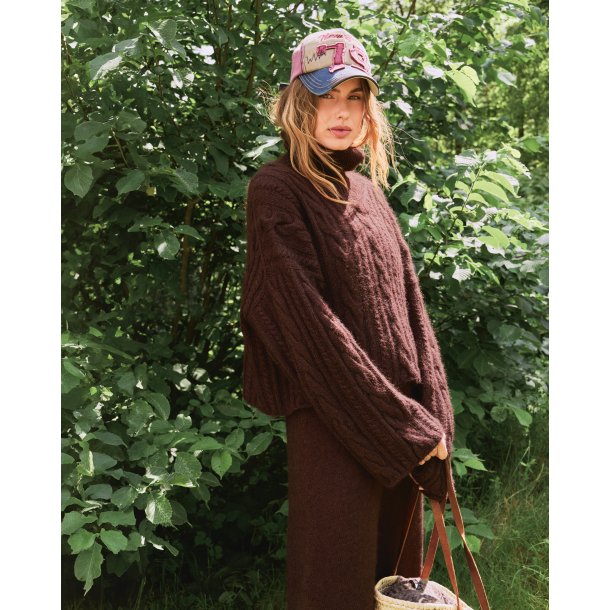 2507_1a  Brady Sweater Strikkekit fra Sandnes