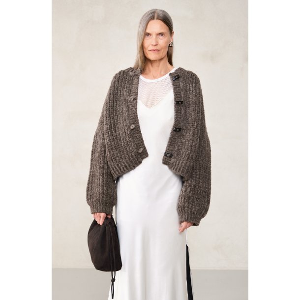 2507_4 Chunky Jacket Strikkekit fra Sandnes Str. 4XL