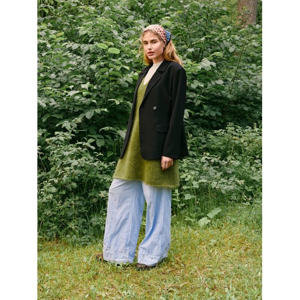 Meadow Dress 2507_9 - Strikkekit fra Sandnes