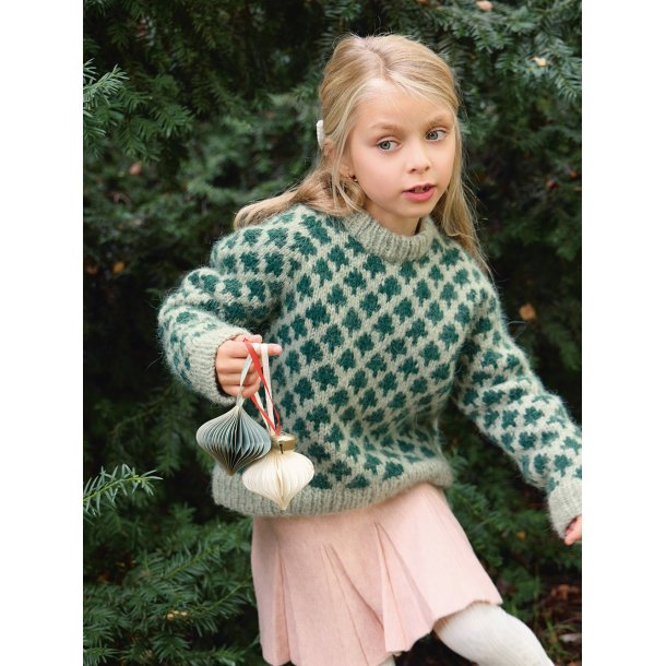 Christmas Tree Sweater Junior 2511_1 - Strikkekit fra Sandnes