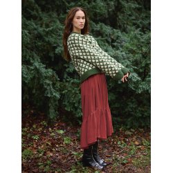 Christmas Tree Sweater 2511_2 - Strikkeopskrift fra Sandnes