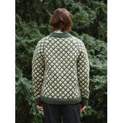 Christmas Tree Sweater Man 2511_3 - Strikkekit fra Sandnes