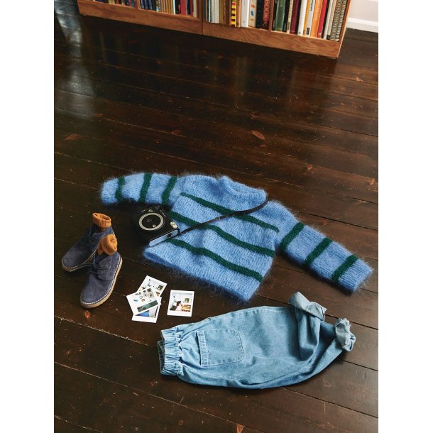 Skye Sweater Junior 2601_2 - Strikkekit fra Sandnes