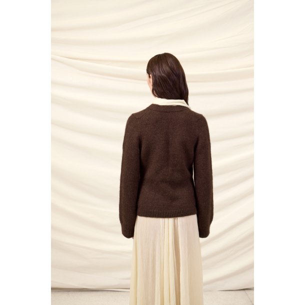 Ember Cardigan 2602_03 - Strikkekit fra Sandnes