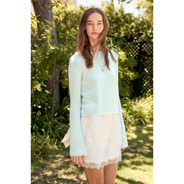 2604_05 Lyra Sweater opskrift fra Sandnes