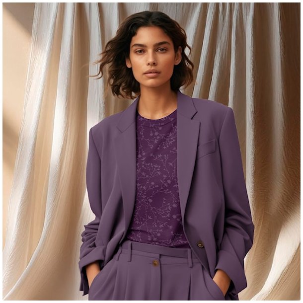 Light &amp; Lush lilla pr 0,25 m.