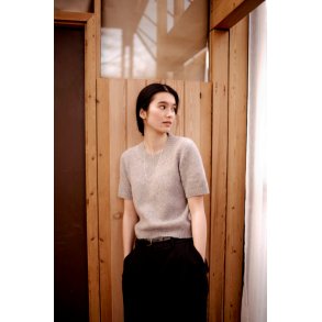 504 Lun Lauratee - Strikkekit fra Rauma