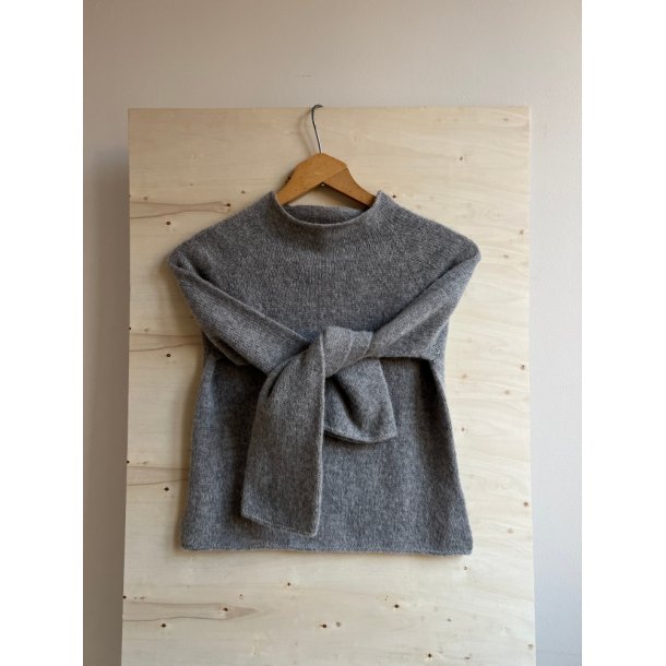 505 Lun Lenibluse - Strikkekit fra Rauma