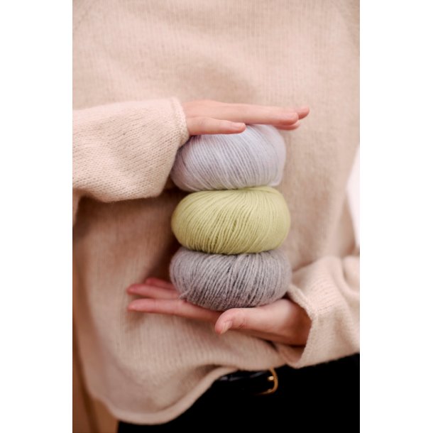 505 Lun Lenibluse - Strikkekit fra Rauma