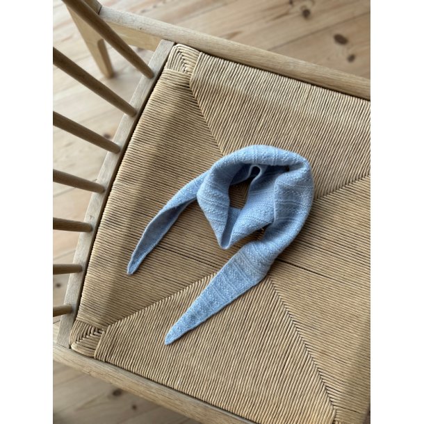 508 Lunt Astridt�rkl�de - Strikkekit fra Rauma