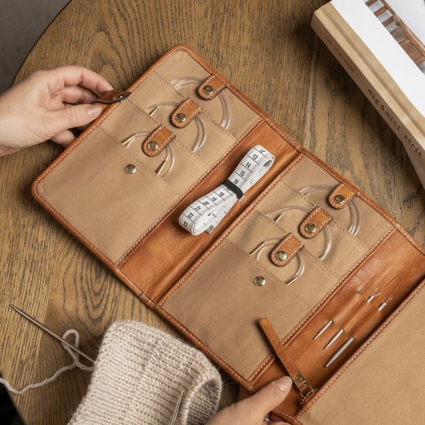 PROJECT 7, rundpindeetui Burned Tan