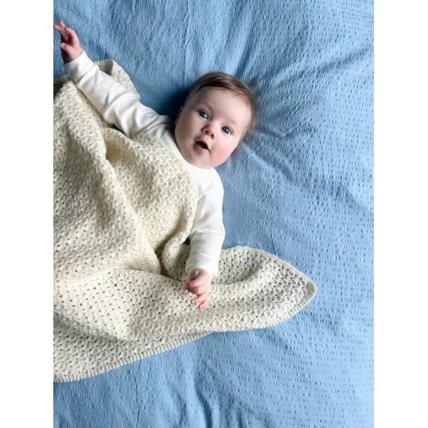 Aven Babyteppe 527 - Strikkekit fra Rauma