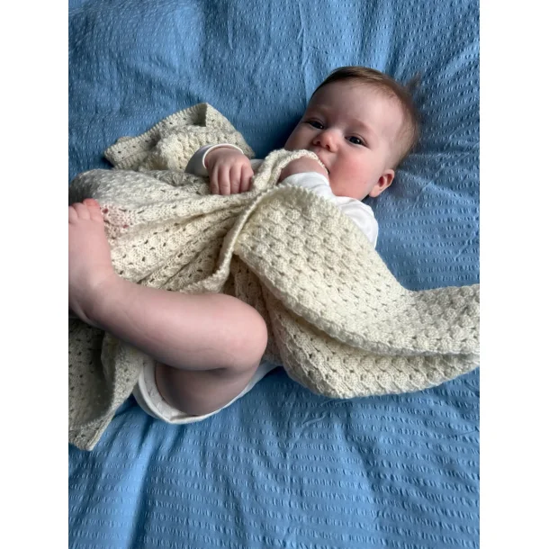 Aven Babyteppe 527 - Strikkekit fra Rauma