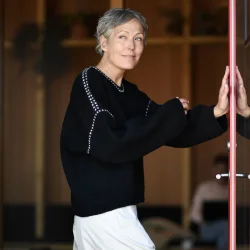 Mono Sweater - Strikkekit fra Anne Ventzel