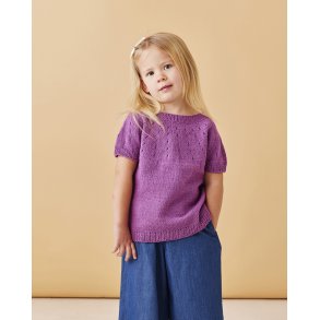 T-shirt m/rundt brestykke og hulmnster Strikkekit By Permin 8934120