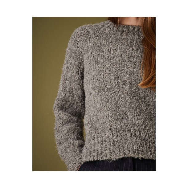Raglansweater Bodil - Strikkeopskrift fra Permin