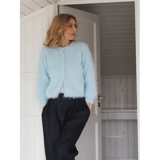 Fuzzy Cardigan - Strikkekit af Tove Lindtein
