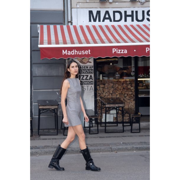 BOATNECK DRESS - Puff and Pencil