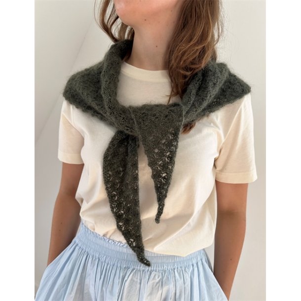 Bellis Scarf strikkekit fra Leknit