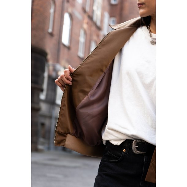 Bomber jacket - Puff and Pencil