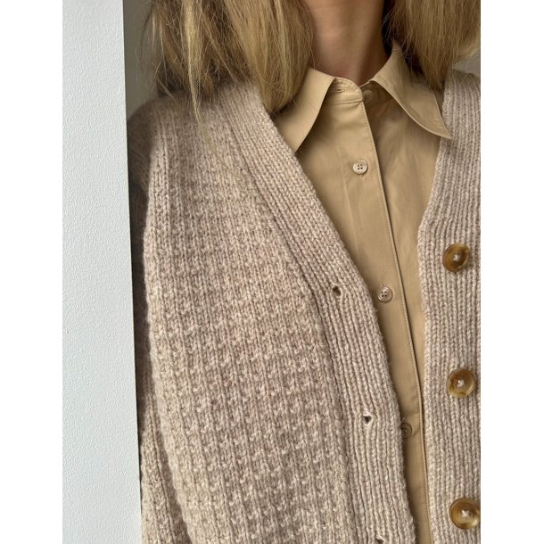 Caia Cardigan - Strikkekit fra Leknit