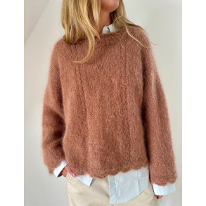 Clover Sweater LHS 103 - Strikkeopskrift fra Le Knit