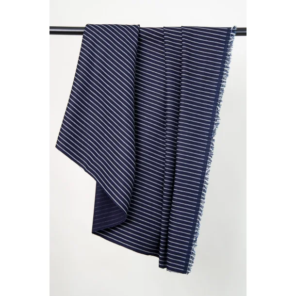 Denim Stripes Indigo  pr. 0,25 m- Atelier Brunette