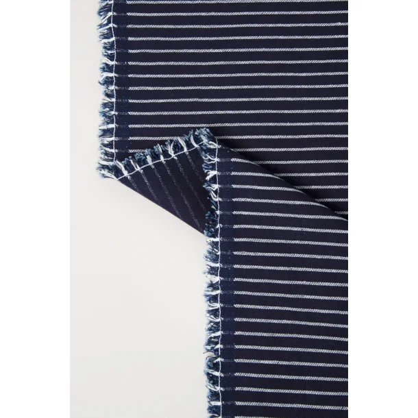 Denim Stripes Indigo  pr. 0,25 m- Atelier Brunette