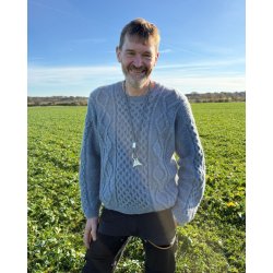 Dagmar Sweater Man - Strikkeopskrift fra PetiteKnit