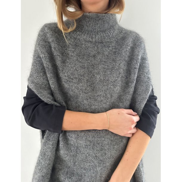 Darcy Cape - Strikkekit fra Le Knit