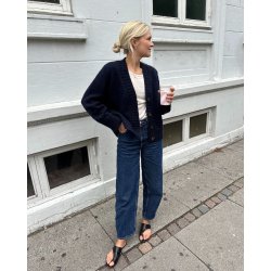 Eva Cardigan Strikkekit med hndfarvet garn 