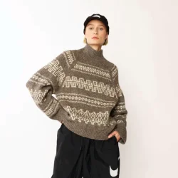 425 - 9 Fjre Genser - Rauma Strikkekit