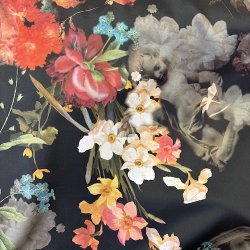 Italiensk modestof med blomster og engle pr.0,25 m.